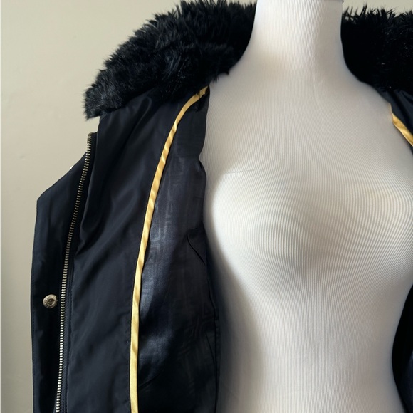 Mid Length Puffer Coat with Fur Trim - Picture 4 of 8